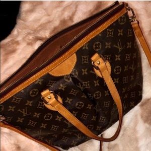 Louis Vuitton Palermo Pm